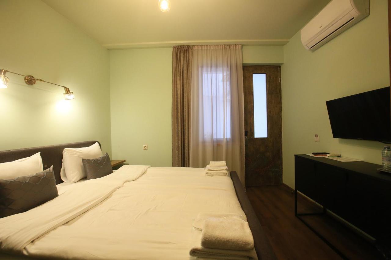 Boutique Kosher Hotel Tourfa 第比利斯 外观 照片