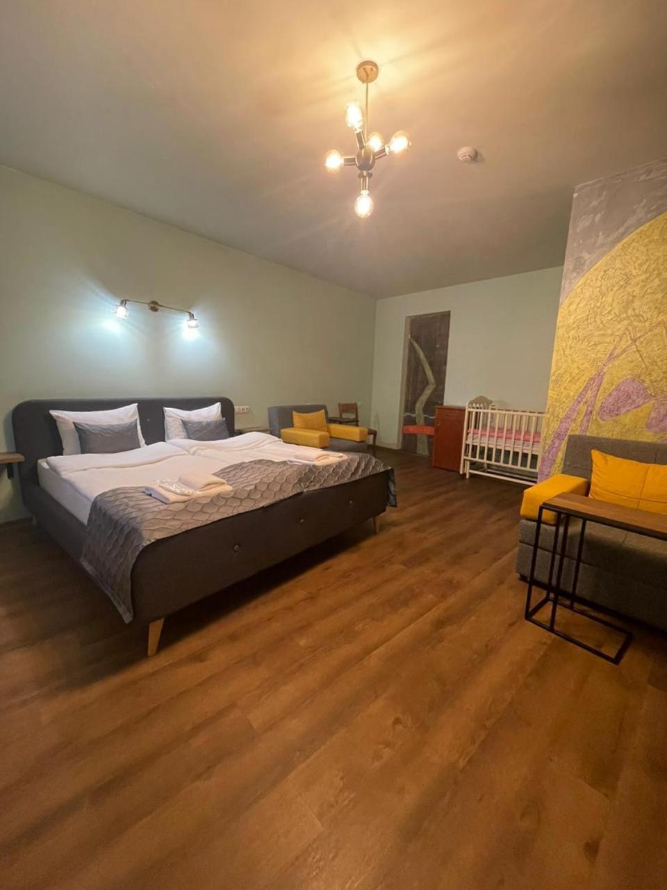 Boutique Kosher Hotel Tourfa 第比利斯 外观 照片